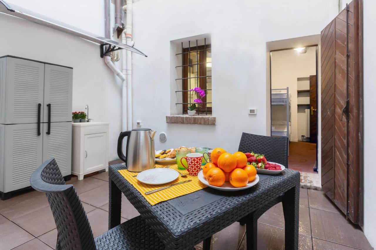Center Ztl Lovely Apartment Ferrara Esterno foto